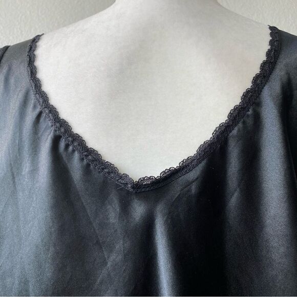 Vintage 80’s Teddy Embroidery Sequins Silky Top SZ L - Picture 5 of 10